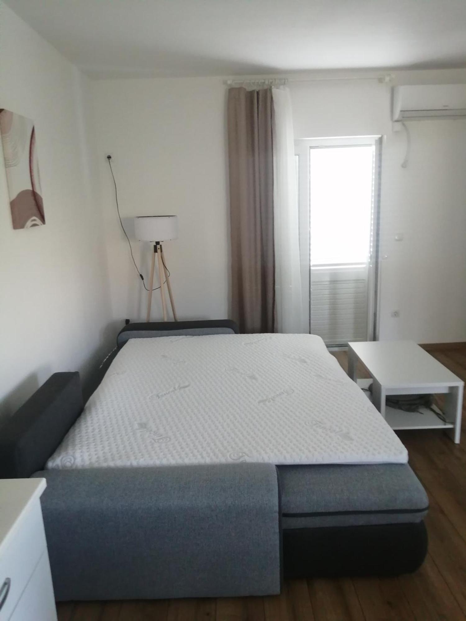 Apartment Rab Town Exterior photo